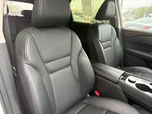 Used 2023 Nissan Rogue SV w/ SV Premium B Package AWD/4WD image 36