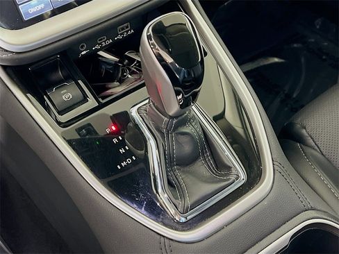 Certified 2025 Subaru Outback Limited w/ Popular Package #2 image 16