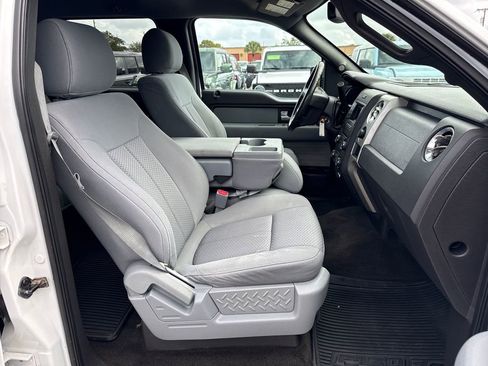 Used 2013 Ford F150 XLT w/ XLT Chrome Pkg image 24