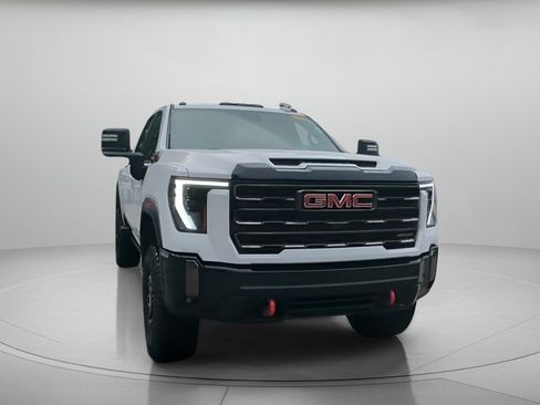 Used 2024 GMC Sierra 2500 AT4X AWD/4WD image 2