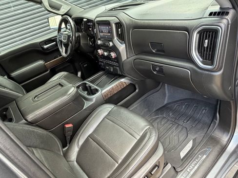 Used 2021 GMC Sierra 1500 Denali w/ Denali Ultimate Package AWD/4WD image 24
