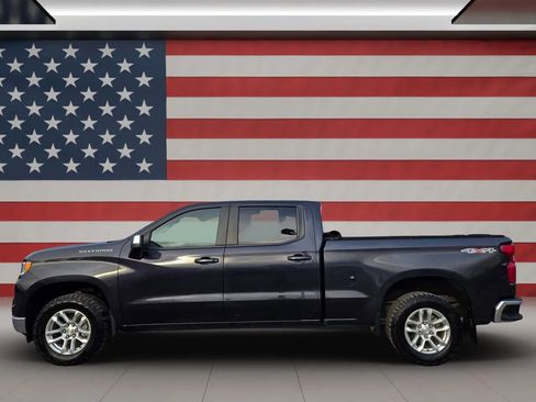 Used 2023 Chevrolet Silverado 1500 LT w/ Max Trailering Package image 5