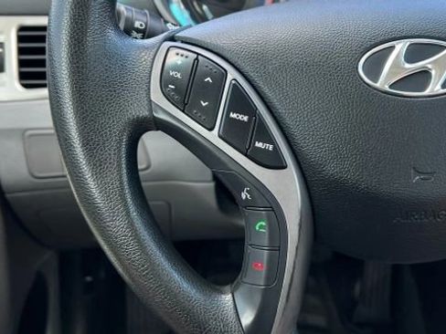 Used 2013 Hyundai Elantra image 73