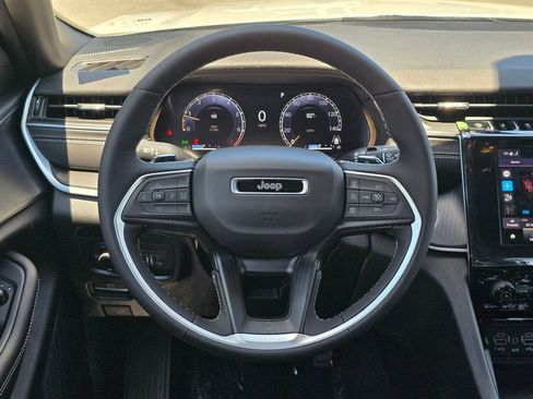 New 2026 Jeep Grand Cherokee L 4WD image 7