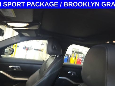 Used 2023 BMW 330i Sedan w/ M Sport Package RWD image 8