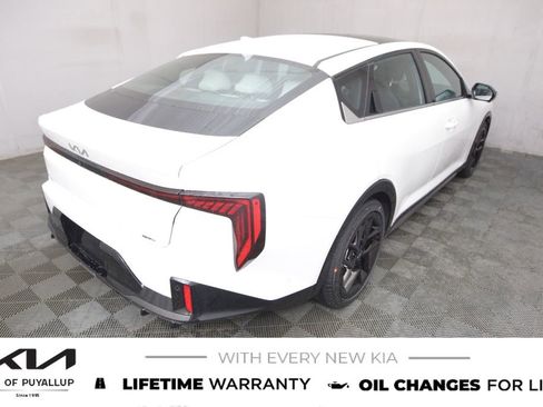 New 2025 Kia K4 GT-Line Turbo image 5