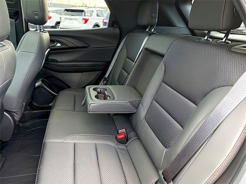Used 2023 Chevrolet TrailBlazer RS w/ Sun and Liftgate Package image 18