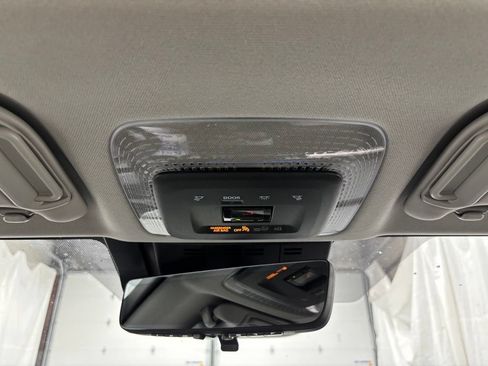 Used 2024 Toyota Prius Limited w/ Limited Premium Package FWD image 41