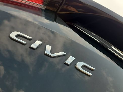 Used 2021 Honda Civic EX image 17