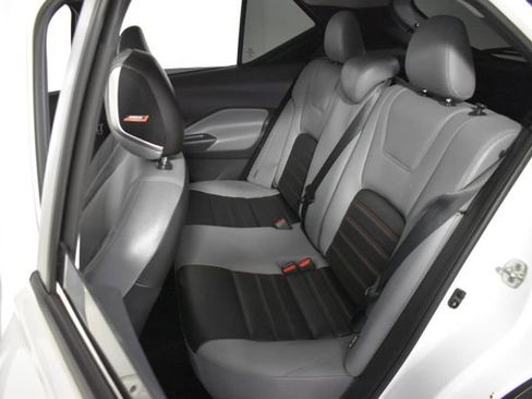 Used 2021 Nissan Kicks SR w/ SR Premium Package FWD image 28