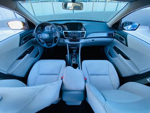 Used 2015 Honda Accord LX image 27