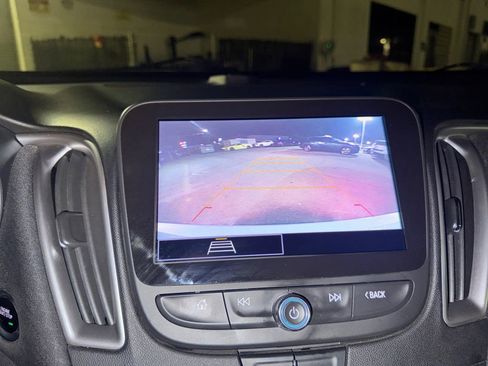 Used 2022 Chevrolet Malibu LT image 20