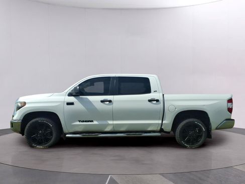 Used 2020 Toyota Tundra SR5 AWD/4WD image 3