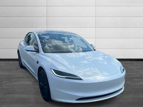 Used 2025 Tesla Model 3 Long Range RWD image 7