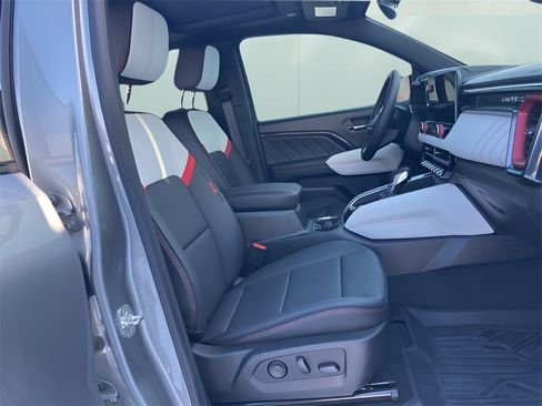 Used 2024 GMC Canyon AT4X image 33