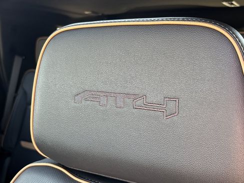 Used 2024 GMC Yukon AT4 w/ AT4 Premium Package AWD/4WD image 25