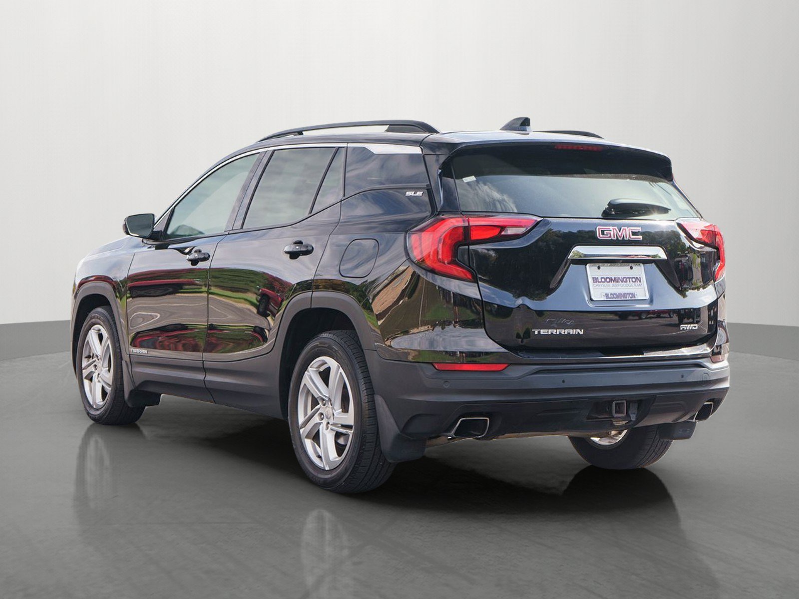 Used 2019 GMC Terrain SLE w/ Driver Convenience Package AWD/4WD image 5