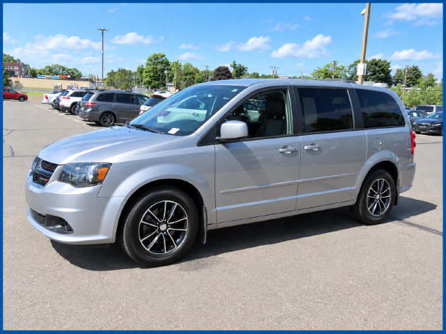 Used 2015 Dodge Grand Caravan SE FWD image 1