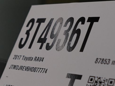 Used 2017 Toyota RAV4 Limited AWD/4WD image 30