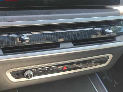 Certified 2024 BMW X5 sDrive40i w/ Premium Package RWD image 31