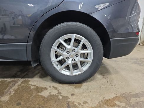 Used 2022 Chevrolet Equinox LT image 37