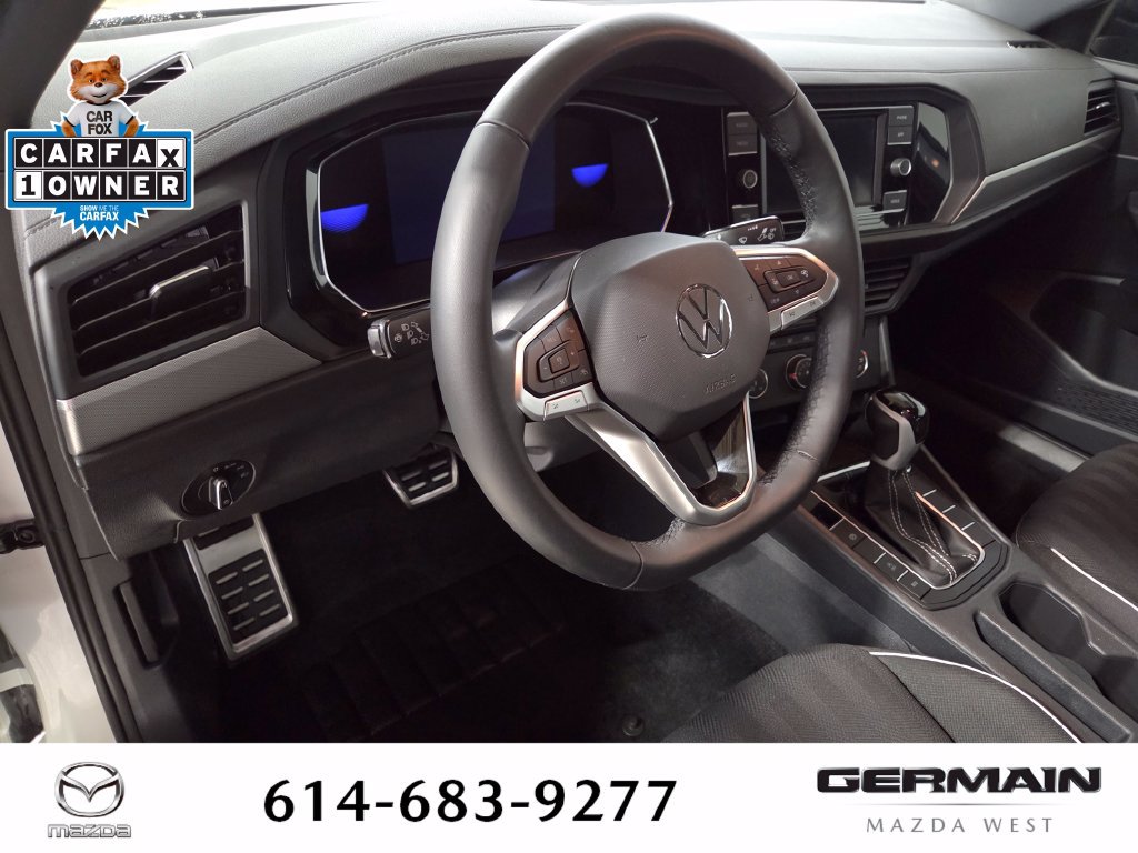 Used 2024 Volkswagen Jetta Sport FWD image 17