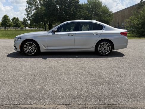 Used 2019 BMW 530i w/ Convenience Package RWD image 24