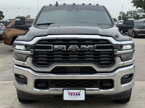 Used 2025 RAM 3500 Tradesman AWD/4WD image 5