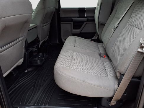 Used 2016 Ford F150 XLT image 23