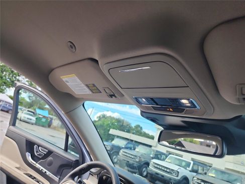 New 2026 Lincoln Corsair Premiere image 27