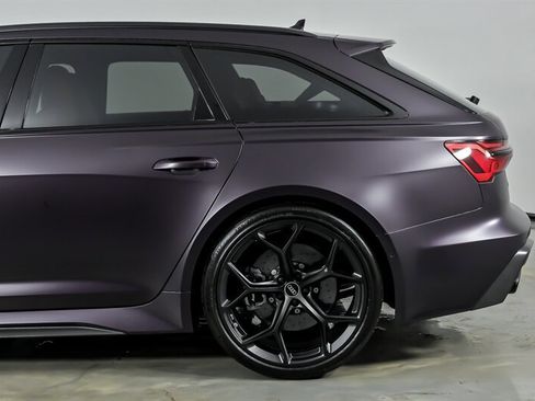 Used 2025 Audi RS 6 performance AWD/4WD image 9