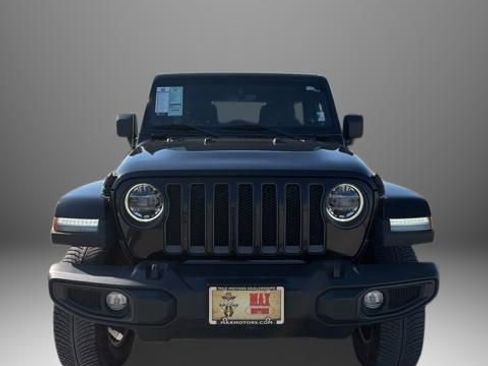 Used 2021 Jeep Wrangler Unlimited Sahara AWD/4WD image 3