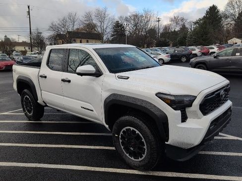 New 2025 Toyota Tacoma TRD Off-Road image 1