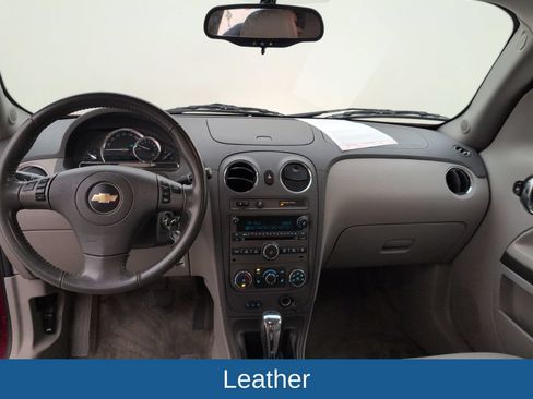 Used 2010 Chevrolet HHR LT w/ My Link Package FWD image 7