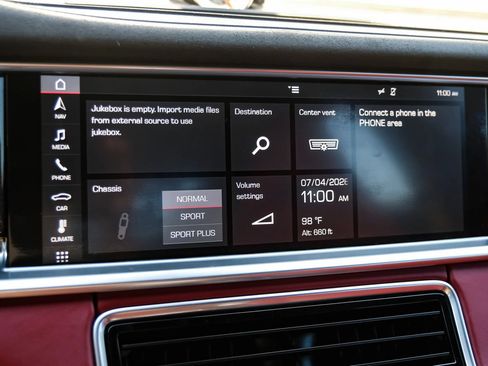 Used 2017 Porsche Panamera Turbo w/ Sportdesign Package AWD/4WD image 37