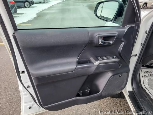 Used 2023 Toyota Tacoma TRD Off-Road w/ TRD Premium Off Road Package image 27