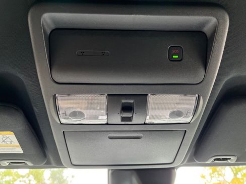 Used 2023 Nissan Frontier PRO-4X w/ Technology Package image 27