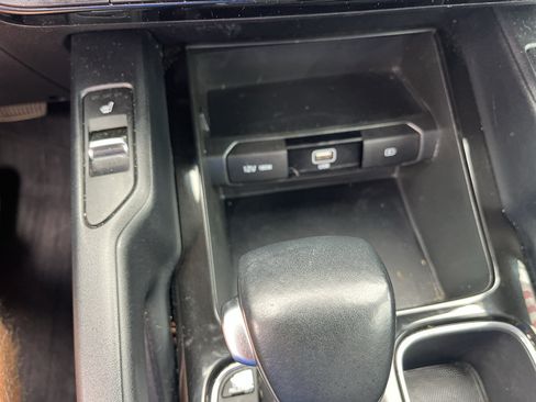 Used 2020 Kia Telluride S AWD/4WD image 24