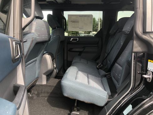 New 2025 Ford Bronco Heritage Edition image 36