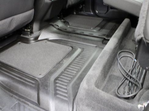 Used 2024 GMC Sierra 2500 AT4 image 71