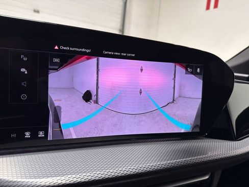 Used 2025 Audi SQ5 Premium Plus image 26