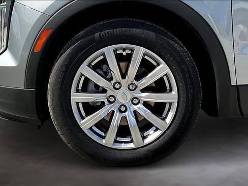 Used 2023 Cadillac XT4 Premium Luxury image 39