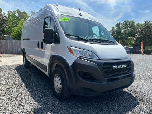 Used 2023 RAM ProMaster 2500 w/ Premium Convenience Group (B) image 9