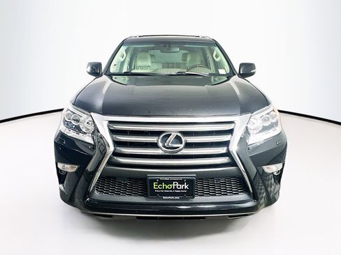 Used 2017 Lexus GX 460 Premium AWD/4WD image 2