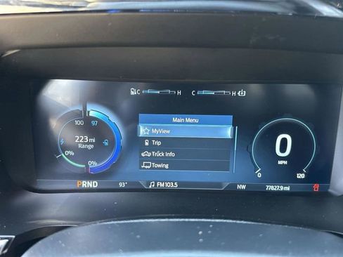 Used 2022 Ford F150 Lightning XLT image 44