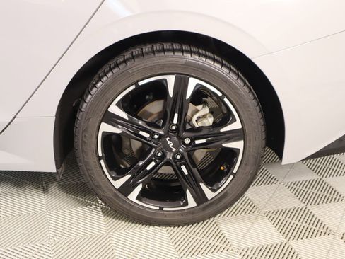 Used 2023 Kia K5 GT-Line image 18