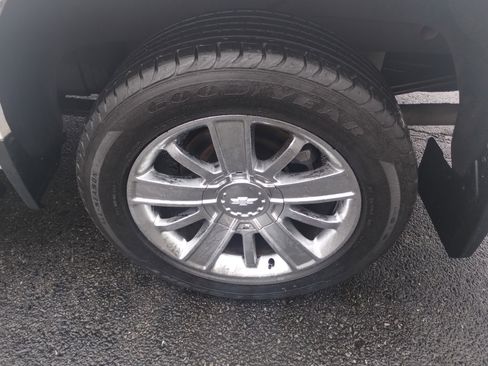 Used 2020 Chevrolet Silverado 1500 High Country image 20