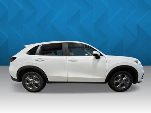 New 2026 Honda HR-V LX image 7