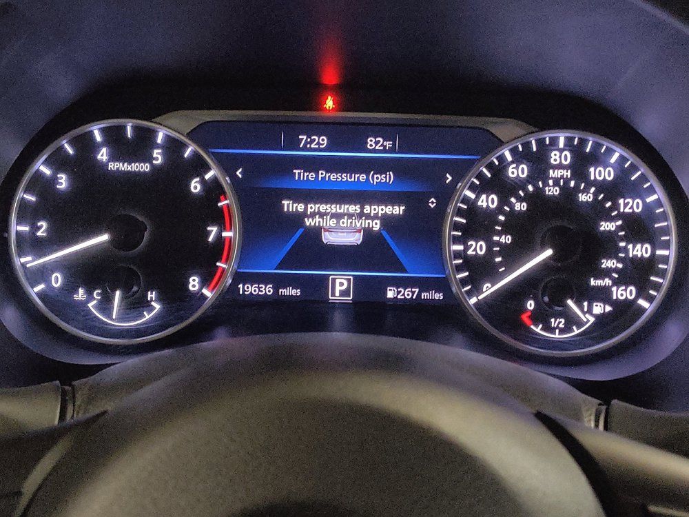 Used 2025 Nissan Sentra SV FWD image 23