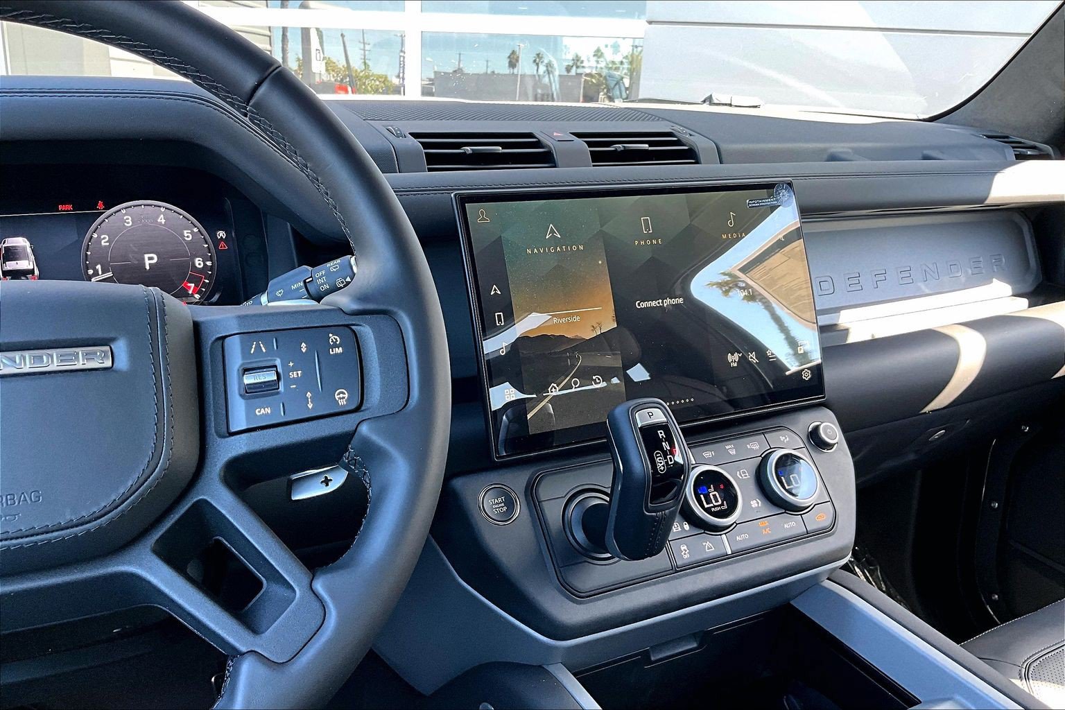 New 2026 Land Rover Defender 90 V8 AWD/4WD image 7